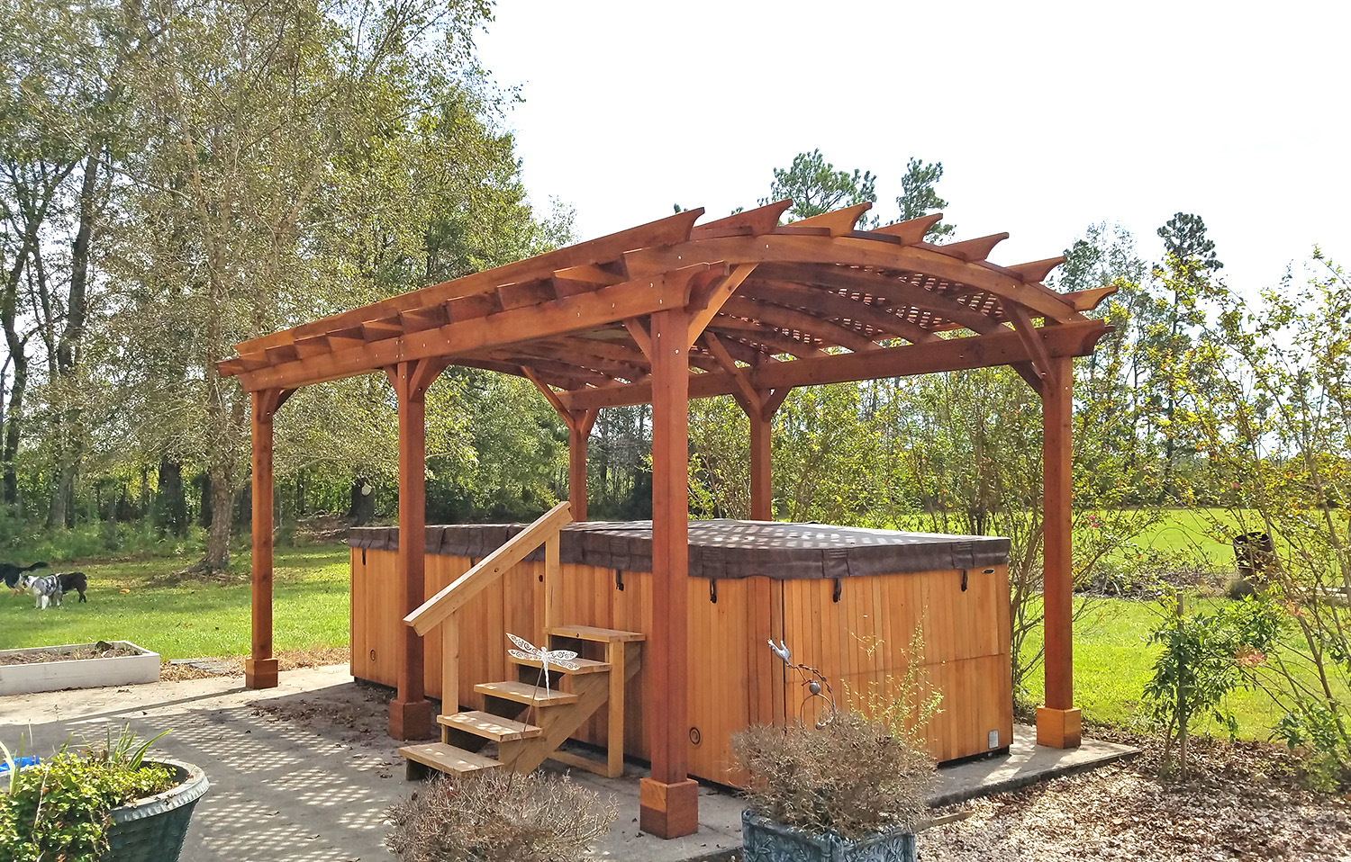 Arched Pergola Kits: Redwood Arched Garden Pergolas